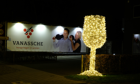 Overname bloeiend handelsfonds - Verkoop en Verhuur inclusief plaatsing van Kerstverlichting voor Industrie en Horeca - Waregem image