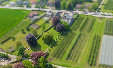 Gerenoveerd bedrijfspand met conciërgewoning te koop in Tongeren image