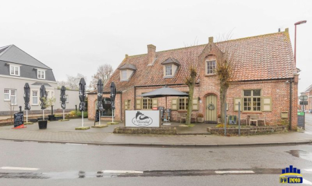 Gezellige bistro met woonst te koop in Nevele