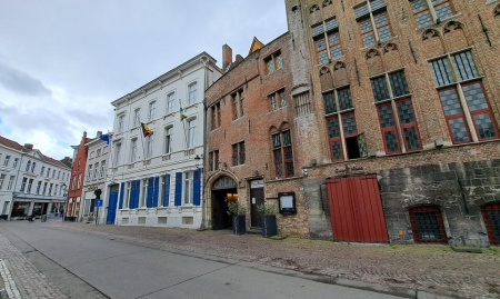 Brugge - TE HUUR - Uniek Ruim Polyvalent HANDELSPAND op TOPLOCATIE image