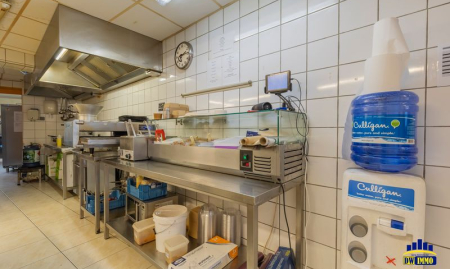 Afhaal-/Delivery restaurant met hoge omzet over te nemen op centrale ligging in Gent image