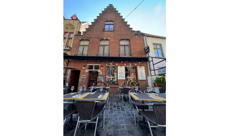 Brugge Gouden Driehoek - Overname instap klaar Restaurant met ruim TERRAS - Ref. 06/10811 image