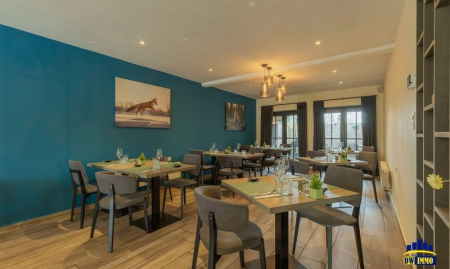 Gezellige bistro met woonst te koop in Nevele image