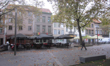 zeer goed gelegen broodjeszaak / koffiebar te Antwerpen ( D 3684 )