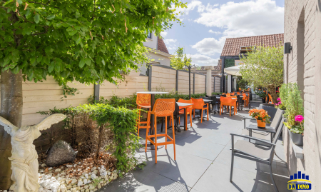 Restaurant met zonnig terras en open keuken over te nemen in Sint-Martens-Latem image