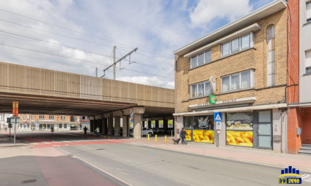 Centraal gelegen frituur over te nemen aan het station van Deinze image