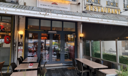 Volledig ingericht restaurant op de Grote Markt in Kortrijk over te nemen image