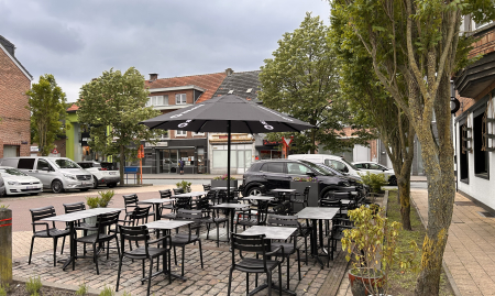 Goed draaiend café (eetcafé) over te nemen Putte-Kapellen aan de Nederlandse grens.  image