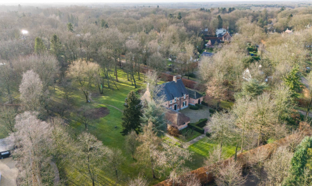 Patrimoniumvennootschap te koop met villa en 3 loten grond te Schilde image