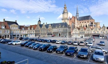 Bekende horecazaak over te nemen op de Grote Markt in Veurne image