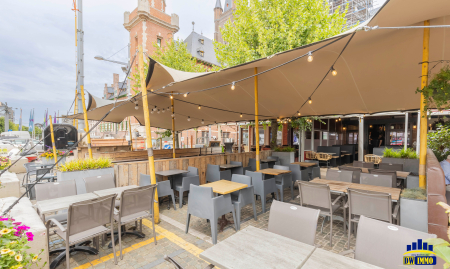 Restaurant op de markt van Eeklo over te nemen image