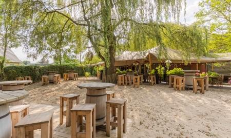 Eetcafé met geweldig terras over te nemen in Maarkedal image