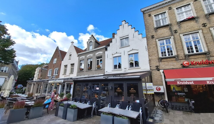 Brugge - TE HUUR - Horecapand + TERRAS met commerciele topligging - Ref. 05/89709