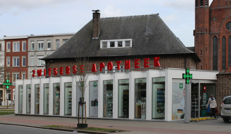 Zwitserse Apotheek met unieke ligging te koop - 2 locaties - Antwerpen