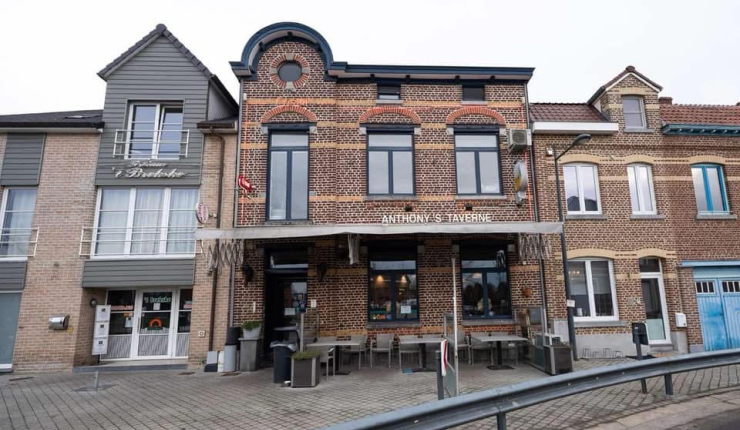 TE KOOP Taverne met ruim duplexappartement in Nerem  image