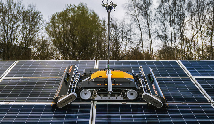 Succesvolle start-up industriële reiniging van zonnepanelen - klaar voor verdere uitbouwing image